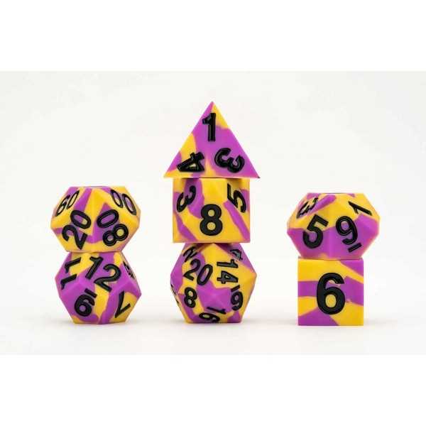 FanRoll: Gaymers Pride: 16mm Pride Sharp Edge Silicone Rubber Poly Dice Set - Intersex